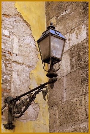 Lámpás zug a belvárosban.